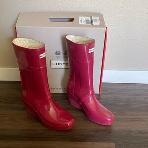 Hunter Kellan Pink Wedge Rainboots Size 8